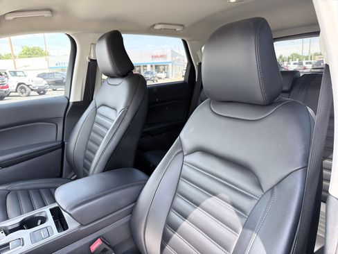 Used 2021 Ford Edge SEL w/ Convenience Package AWD/4WD image 6