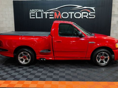 Used 1999 Ford F150 Lightning image 10