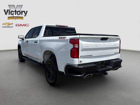Used 2021 Chevrolet Silverado 1500 Custom Trail Boss AWD/4WD image 4