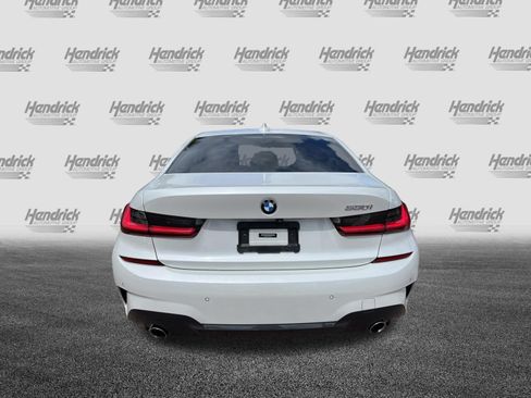 Used 2019 BMW 330i Sedan w/ M Sport Package RWD image 9