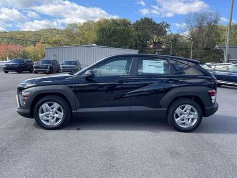 New 2026 Hyundai Kona SE image 2