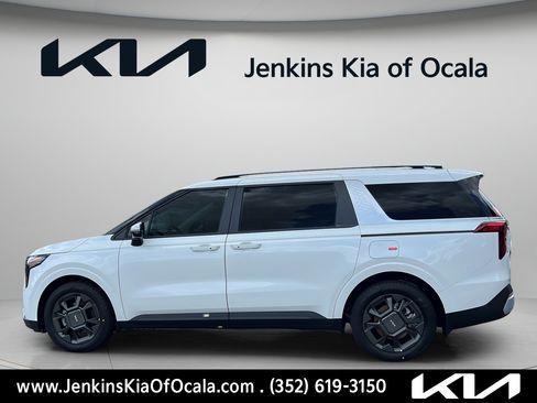 New 2026 Kia Carnival EX FWD image 6