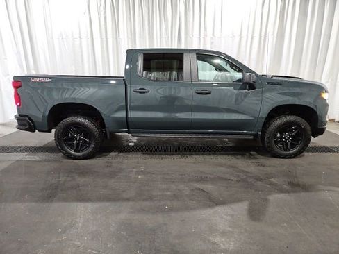 New 2026 Chevrolet Silverado 1500 Custom Trail Boss w/ LPO, Dark Essentials Package AWD/4WD image 2
