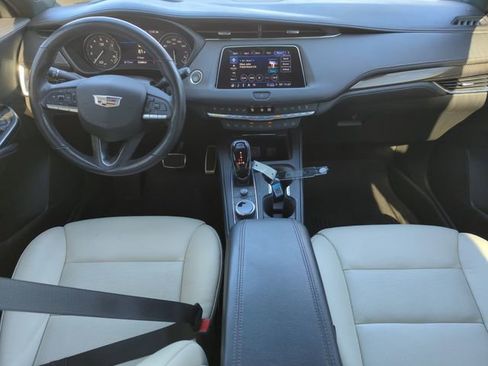 Used 2023 Cadillac XT4 Sport image 13