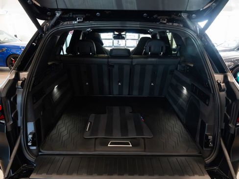 Used 2025 BMW X5 M Competition w/ Executive Package AWD/4WD image 8