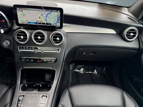 Certified 2022 Mercedes-Benz GLC 300 4MATIC image 30