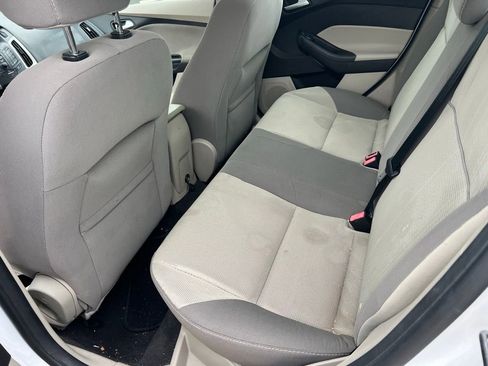 Used 2013 Ford Focus SE w/ Super Fuel Economy (SFE) Pkg FWD image 12