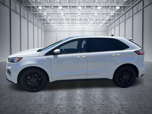 Used 2023 Ford Edge ST-Line w/ Class II Trailer Tow Package AWD/4WD image 2