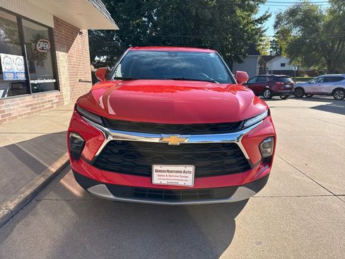 Used 2025 Chevrolet Blazer LT image 28