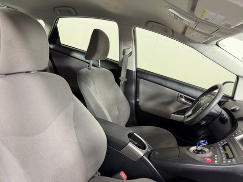 Used 2015 Toyota Prius Two FWD image 25