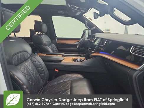 Used 2022 Jeep Grand Wagoneer Series III w/ Rear Seat Video Group 1 AWD/4WD image 33