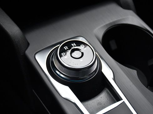 New 2026 Ford Escape ST-Line w/ Cold Weather Package image 32