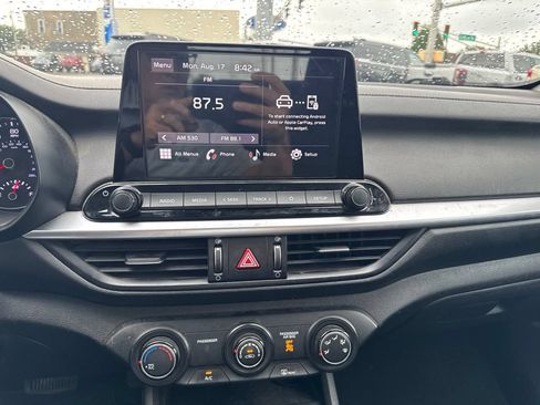 Used 2023 Kia Forte LXS FWD image 14