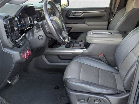 Used 2022 Chevrolet Silverado 1500 ZR2 w/ Technology Package AWD/4WD image 10