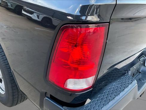 Used 2018 RAM 1500 Tradesman w/ Popular Equipment Group RWD image 28