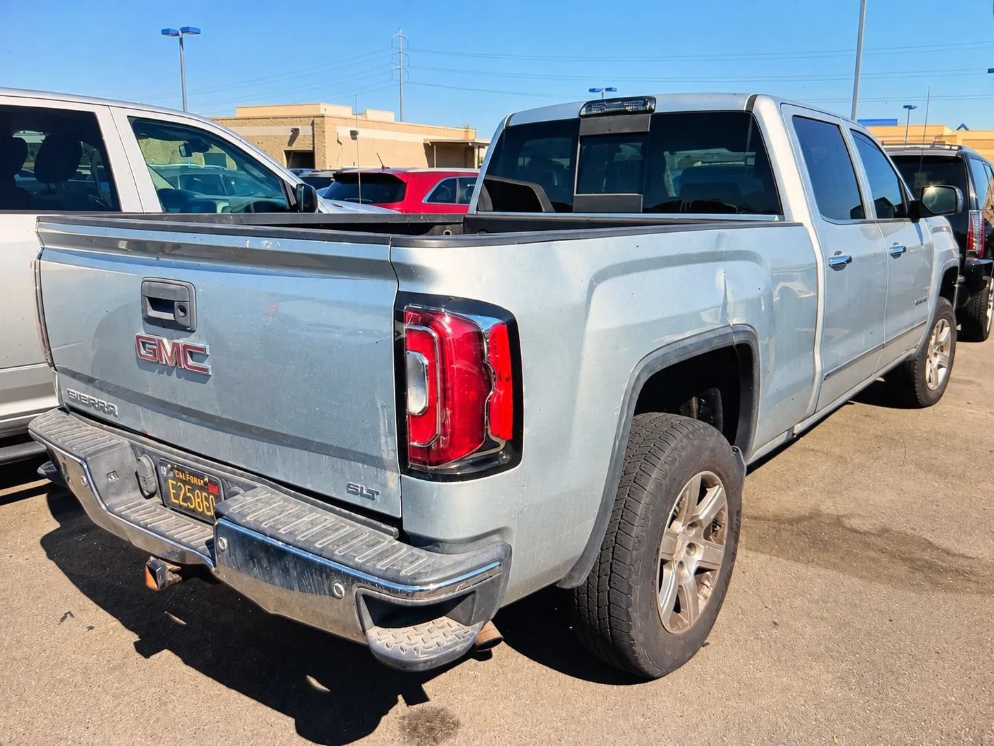 Used 2016 GMC Sierra 1500 SLT w/ SLT Preferred Package AWD/4WD image 3