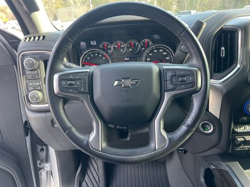 Used 2022 Chevrolet Silverado 1500 RST image 18