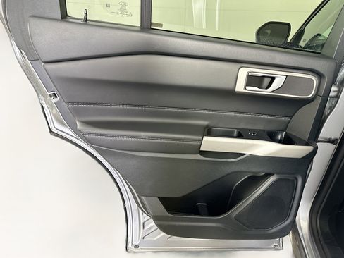 Used 2024 Ford Explorer XLT w/ Equipment Group 202A image 25