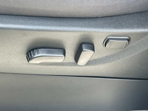 New 2026 Nissan Frontier SV w/ SV Convenience Package RWD image 16