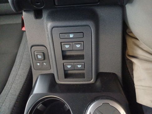 New 2025 Ford Bronco 4-Door image 25