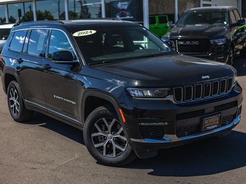 Used 2024 Jeep Grand Cherokee L Limited w/ Luxury Tech Group II AWD/4WD image 2