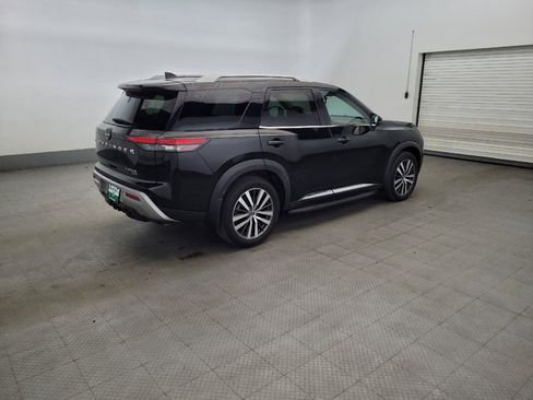 Used 2022 Nissan Pathfinder Platinum w/ Lighting Package (N93) AWD/4WD image 10