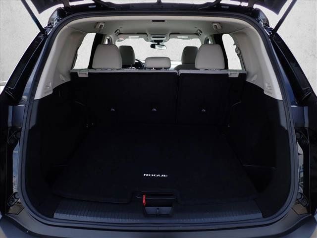 Used 2023 Nissan Rogue SV AWD/4WD image 8