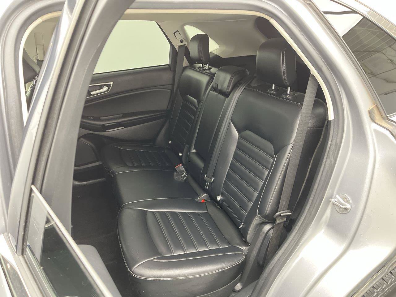 Used 2023 Ford Edge SEL AWD/4WD image 11