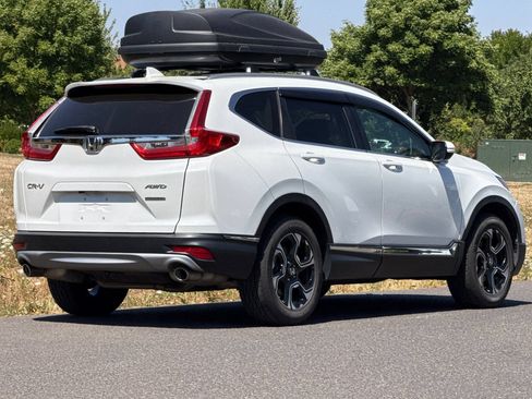 Used 2019 Honda CR-V Touring image 3