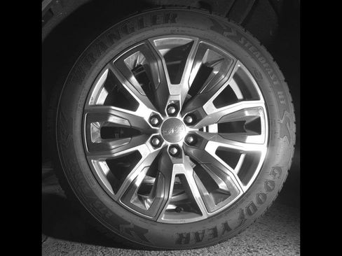 Certified 2023 GMC Sierra 1500 Denali AWD/4WD image 9