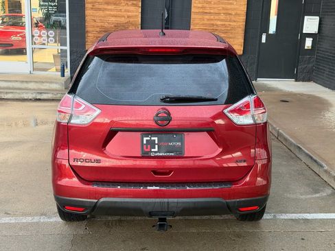 Used 2016 Nissan Rogue S AWD/4WD image 13