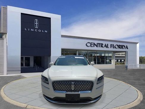 Certified 2021 Lincoln Nautilus Reserve w/ Cargo Utility Package AWD/4WD image 2