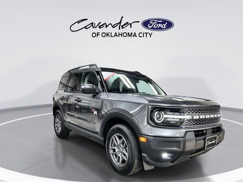Used 2025 Ford Bronco Sport Big Bend w/ Convenience Package image 2