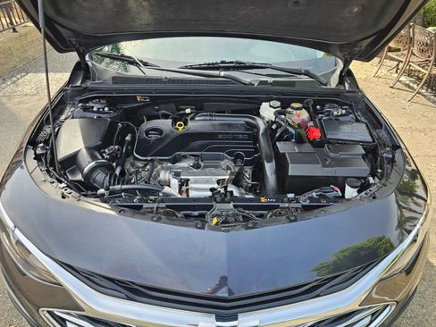 Used 2023 Chevrolet Malibu LT image 28