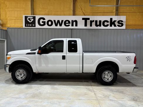 Used 2016 Ford F250 XL w/ Power Equipment Group image 2