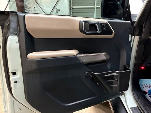 Used 2021 Ford Bronco Wildtrak image 21