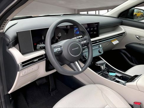 New 2026 Hyundai Tucson SEL image 7