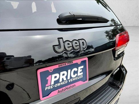 Used 2021 Jeep Grand Cherokee Limited w/ Premium Lighting Group AWD/4WD image 29