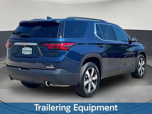 Used 2023 Chevrolet Traverse LT w/ LT Premium Package AWD/4WD image 8