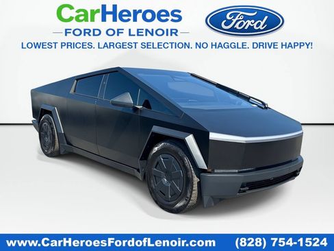 Used 2025 Tesla Cybertruck AWD Crew Cab image 1