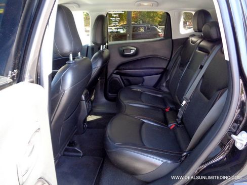 Used 2020 Jeep Compass Limited image 17