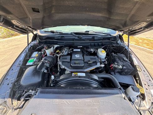 Used 2018 RAM 2500 Tradesman w/ Chrome Appearance Group AWD/4WD image 27