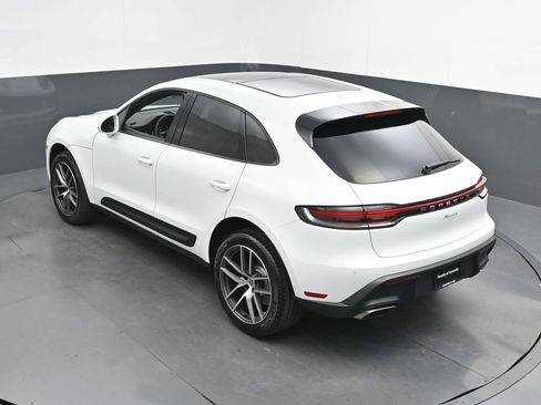 New 2026 Porsche Macan AWD/4WD image 25