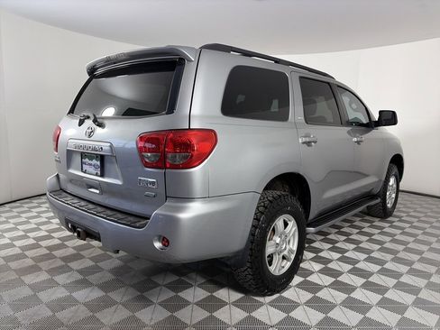 Used 2010 Toyota Sequoia SR5 image 7