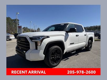 Used 2022 Toyota Tundra SR5 w/ SR5 Convenience Package