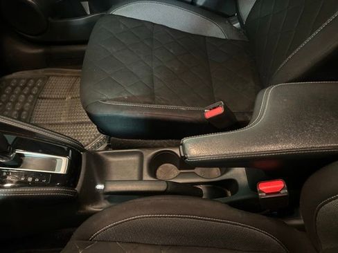 Used 2020 Nissan Kicks SV FWD image 30
