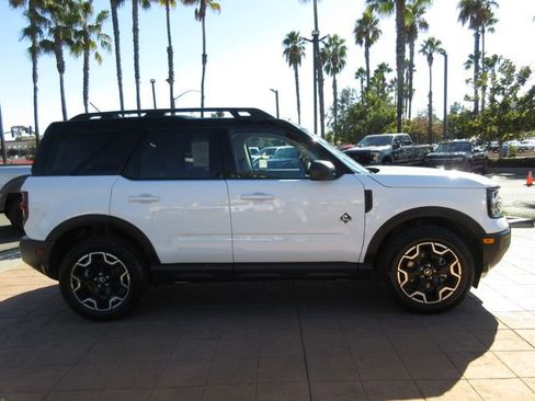 Certified 2025 Ford Bronco Sport Outer Banks image 5