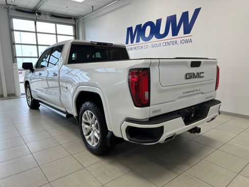 Used 2019 GMC Sierra 1500 Denali w/ Denali Ultimate Package AWD/4WD image 6