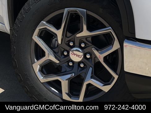 New 2026 GMC Sierra 1500 SLT AWD/4WD image 9