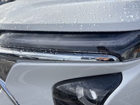 New 2026 Chevrolet Trax LT w/ Driver Confidence Package image 11